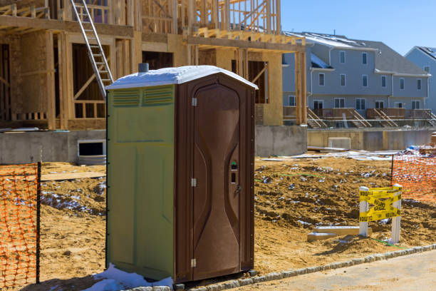 Best Luxury portable toilet rental  in Negaunee, MI